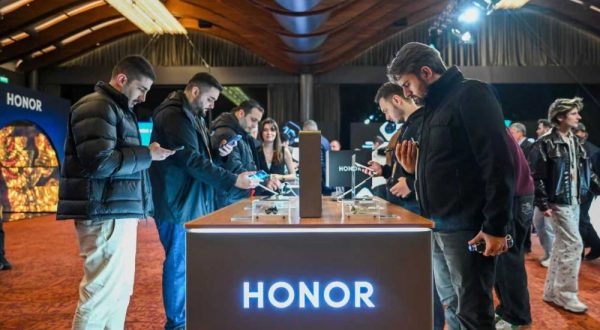 Cina contraria a divieti sui test di laboratorio applicati all&rsquo;elettronica Usa