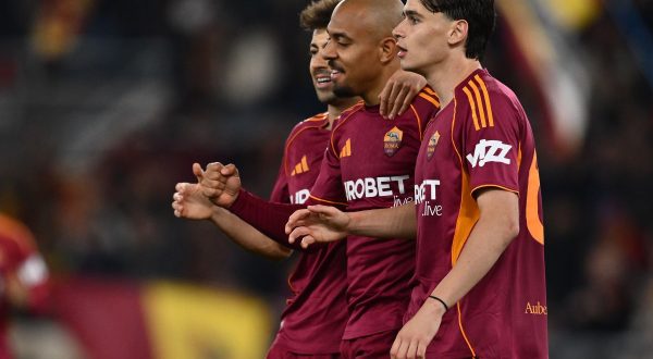 Malen-show all’Olimpico, la Roma batte il Pisa 3-0