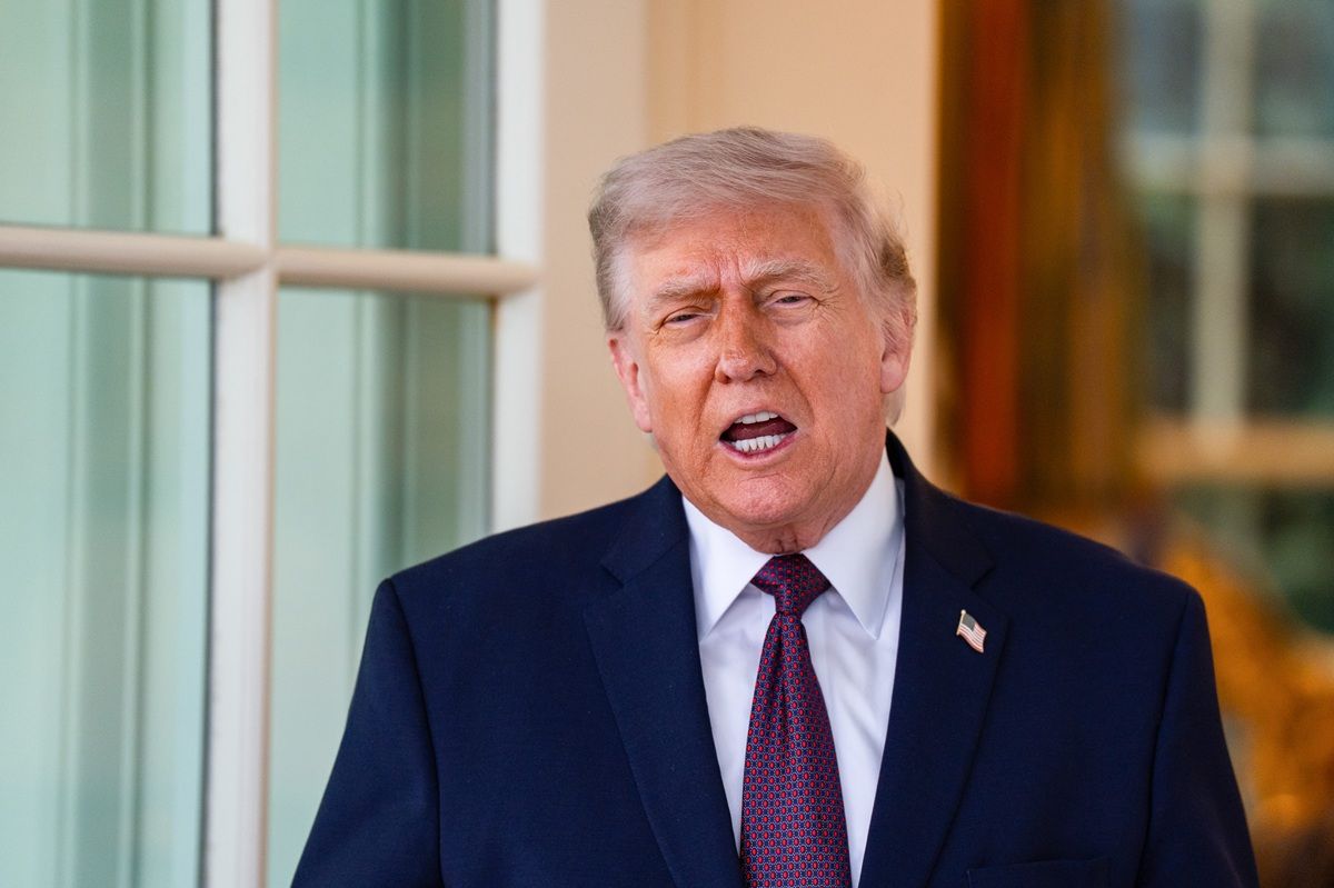 Trump &ldquo;Qualcuno pu&ograve; dire a Papa Leone che l&rsquo;Iran ha ucciso 42.000 manifestannti&rdquo;