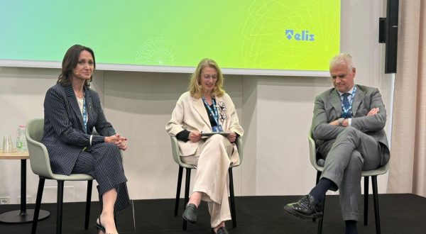 Lavoro e longevità, “GenerAzione Talento” promuove dialogo tra senior e giovani