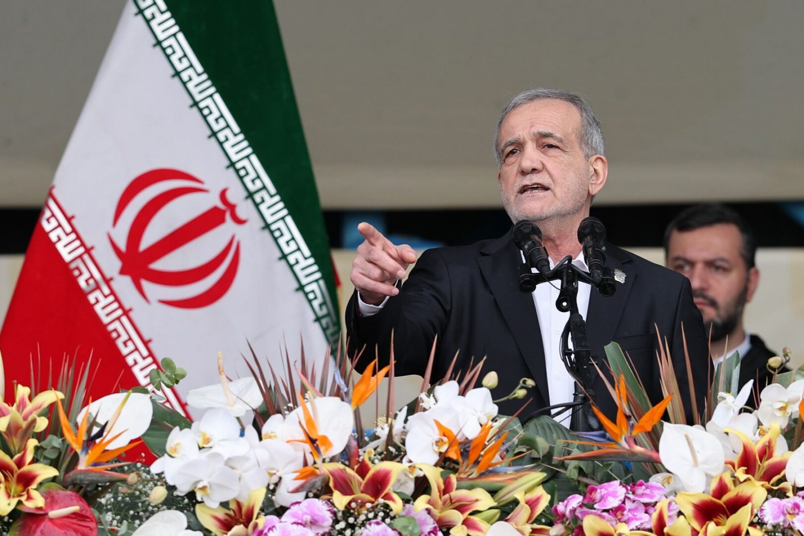 Pezeshkian &ldquo;Trump non pu&ograve; negare all&rsquo;Iran diritto a beneficiare del nucleare&rdquo;