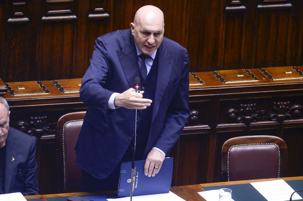 Iran, Crosetto &ldquo;A Hormuz con l&rsquo;Onu, ma il Parlamento dica s&igrave; anche senza suo ok&rdquo;