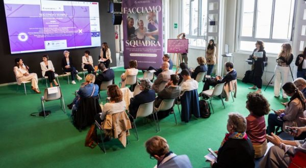 Tumore al seno, campagna Novartis “Facciamo squadra” contro il rischio di recidiva