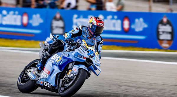 Alex Marquez vince il Gp di Spagna, Bezzecchi e Di Giannantonio sul podio