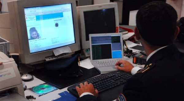 Operazione “Mad Hatter”, 9 perquisizioni volte a contrasto pedopornografia online