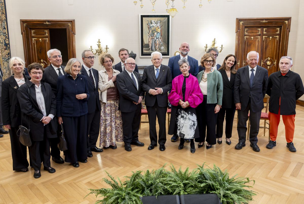 Mattarella &ldquo;Se alcuni potenti leggessero sarebbe grande beneficio per tutti&rdquo;