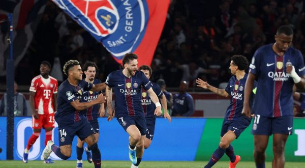 Spettacolo e gol al Parco dei Principi, Psg batte Bayern 5-4