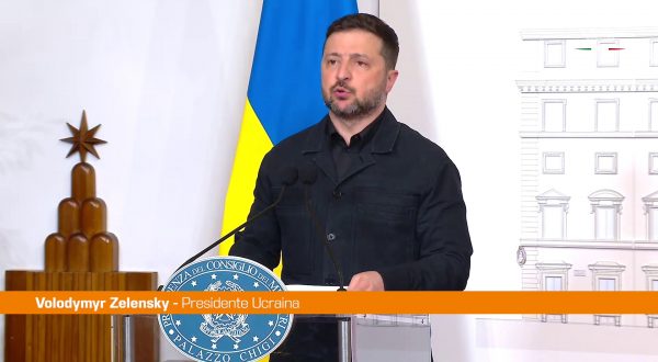 Ucraina, Zelensky “Necessario sbloccare il pacchetto Ue da 90 miliardi”