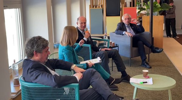 Glomerulopatia da C3, da Aifa ok rimborsabilità per nuovo farmaco