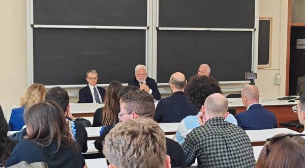 Comunicazione e investimenti a Bari la lectio magistralis dell’ad di Anas Gemme