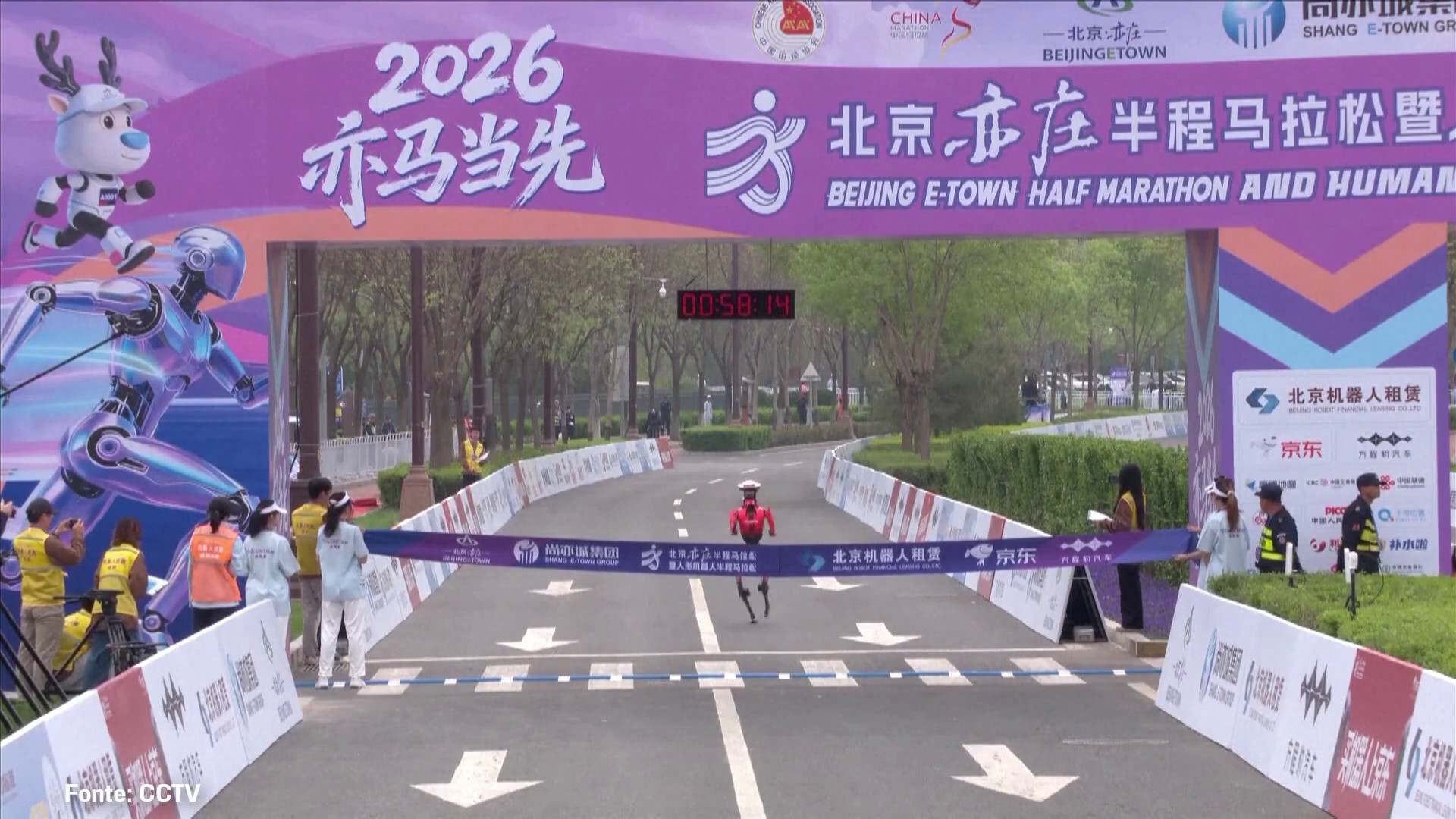 Il robot “Lightning” vince la mezza maratona “Beijing E-Town”