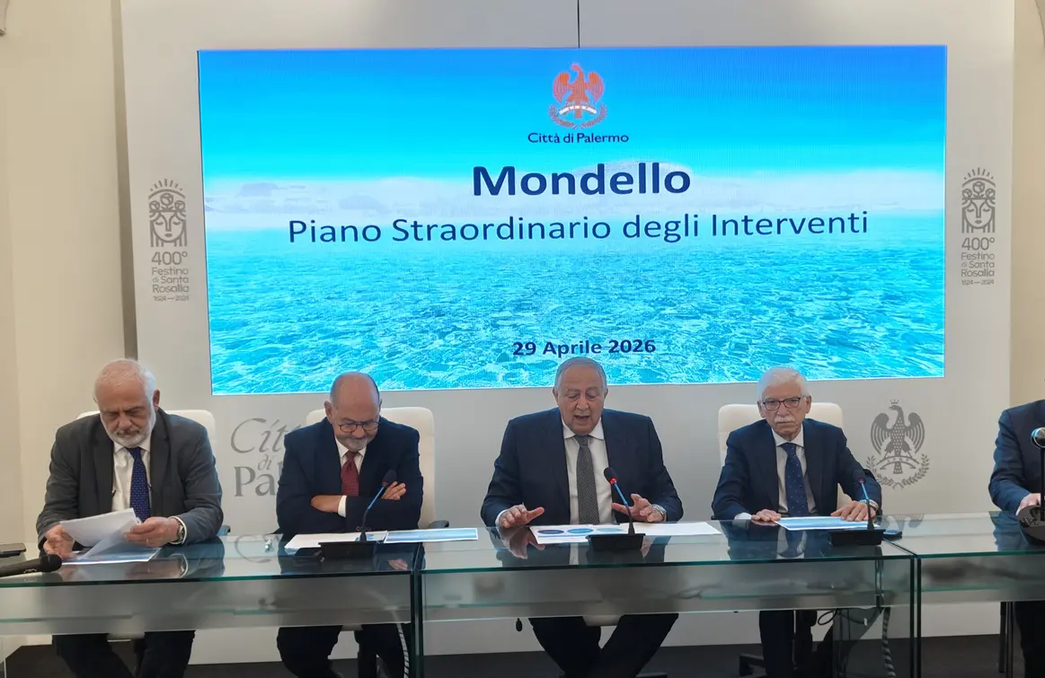 Il Comune di Palermo presenta il piano degli interventi per Mondello in vista dell’estate / Video
