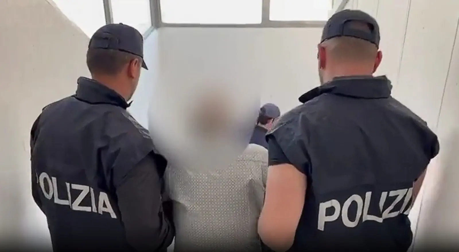 Ex dirigente della Polizia Penitenziaria arrestato a Catania, era latitante