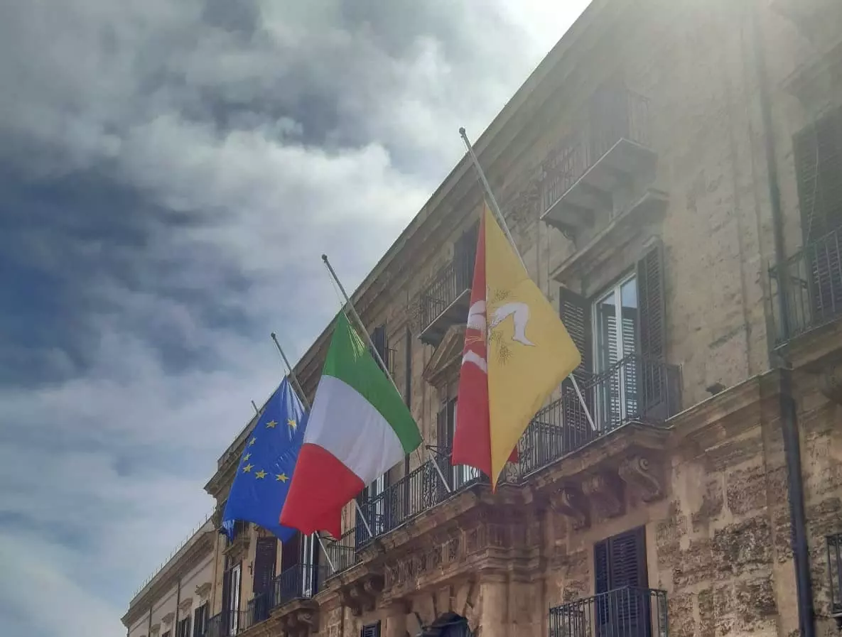 Dalla Regione 239 milioni per imprese, famiglie e occupazione. Schifani &ldquo;Risorse concrete per chi investe nel futuro&rdquo; / Video