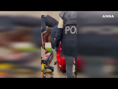 Incitavano alla Jihad sui social, fermati due tunisini per apologia di terrorismo#ansa #news