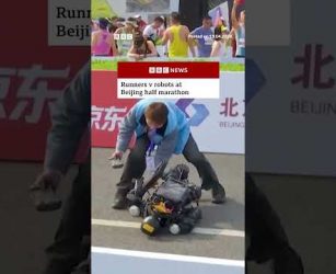 Runners v robots at Beijing half marathon. #China #Beijing #Robots #BBCNews
