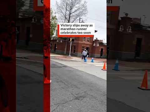 Runner wins Delaware Marathon by less than a second. #BBCNews