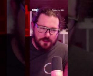 The pilot said the balloon ran out of fuel. #California #USNews #BBCNews