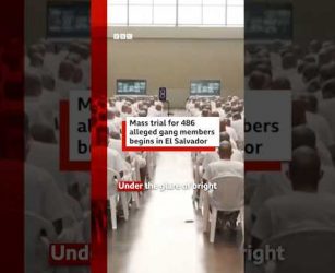 A mass trial of 486 suspected MS-13 gang members has begun in El Salvador. #BBCNews