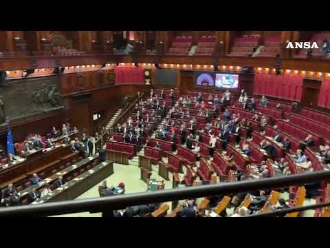Dl sicurezza, prima del voto opposizioni in aula intonano “Bella Ciao” #ansa #news