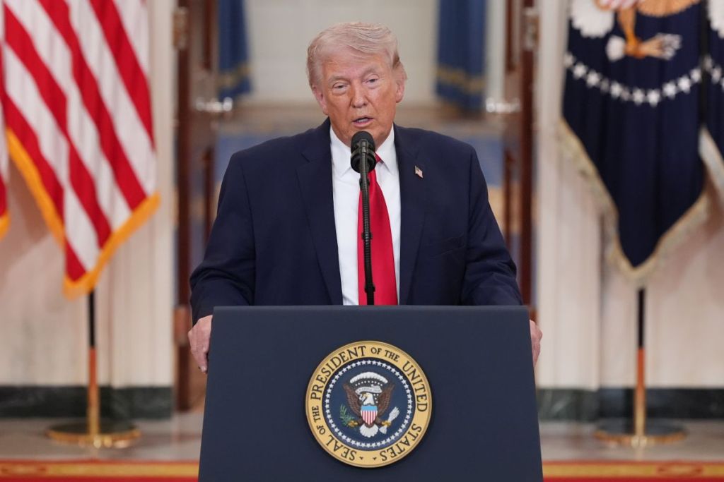 Trump &ldquo;Dazi del 25% alle auto europee, Ue &ldquo;Inaccettabile&rdquo;