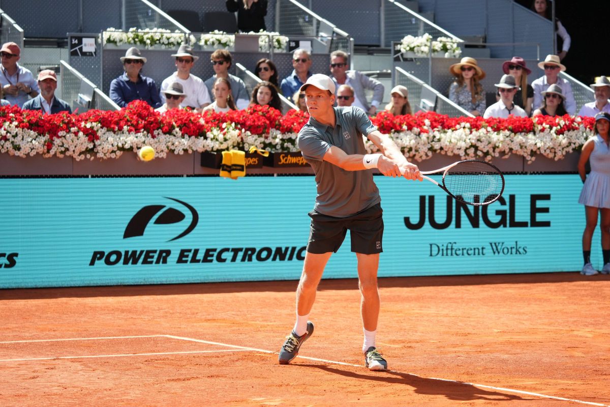 Sinner non si ferma: &egrave; finale a Madrid, sfider&agrave; Zverev