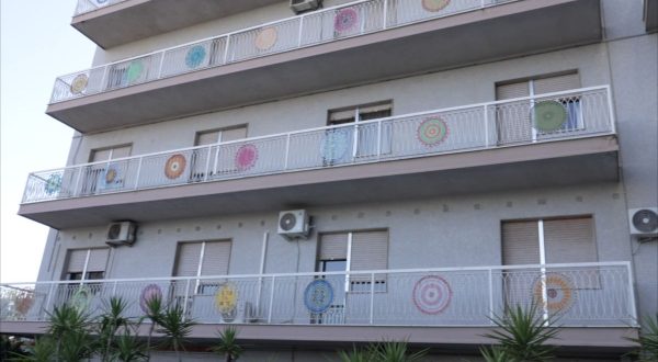 Palermo, l’arte dei mandala approda a Villa Serena