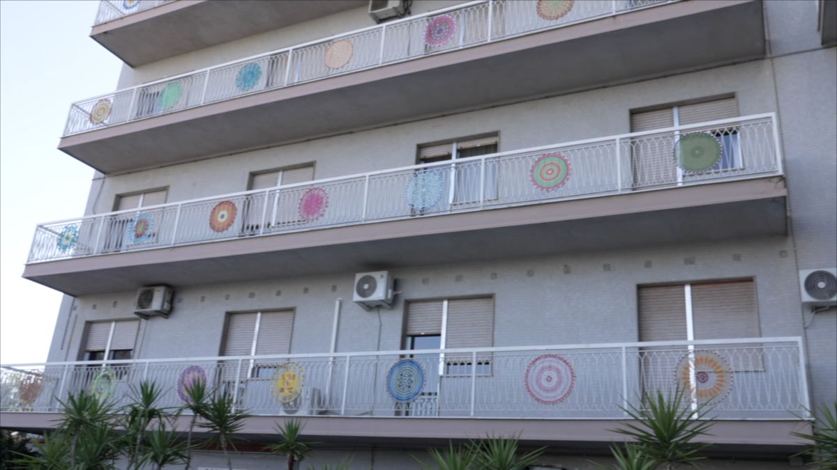 Palermo, l&rsquo;arte dei mandala approda a Villa Serena