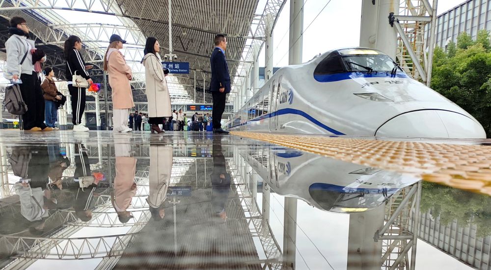 Cina, 1.641 treni in pi&ugrave; per i rientri dalle vacanze del Primo Maggio