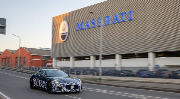 Prototipi di Maserati GranTurismo, GranCabrio e Grecale continuano test su strada