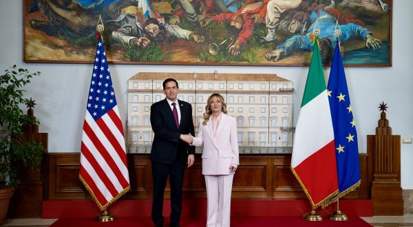 Italia-Usa, Meloni incontra Rubio “Dialogo franco tra alleati”