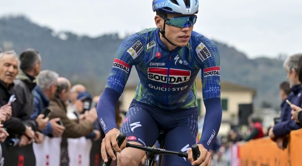 Magnier vince la 3^ tappa al Giro, Silva resta in rosa
