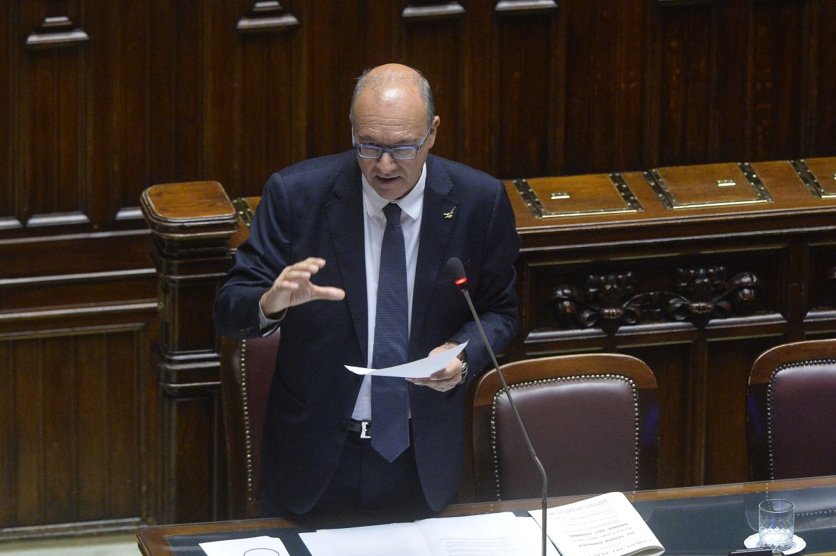 Scuola, Valditara &ldquo;La stagione dei blocchi contrattuali definitivamente superata&rdquo;