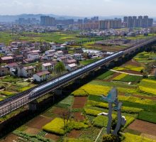 Cina, investimenti nel settore ferroviario in aumento del 3,2% nei primi 4 mesi