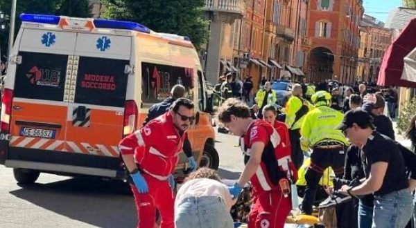 Modena, restano gravi quattro feriti, Mattarella e Meloni gli faranno visita