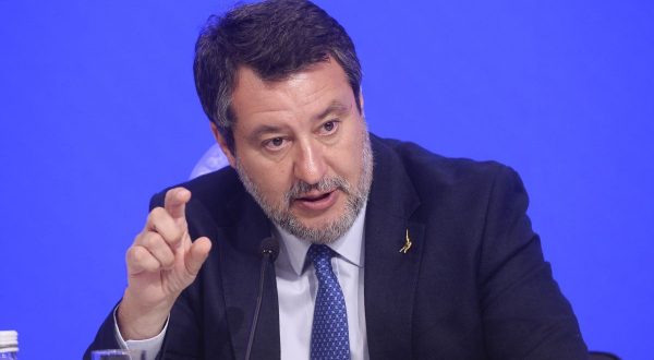 Salvini “Proposta di legge su revoca cittadinanza a chi delinque”