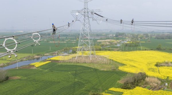 Cina, la produzione elettrica delle grandi imprese sale del 2,6% ad aprile