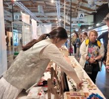 La citt&agrave; cinese di Jingdezhen porta le sue ceramiche alla Mida di Firenze