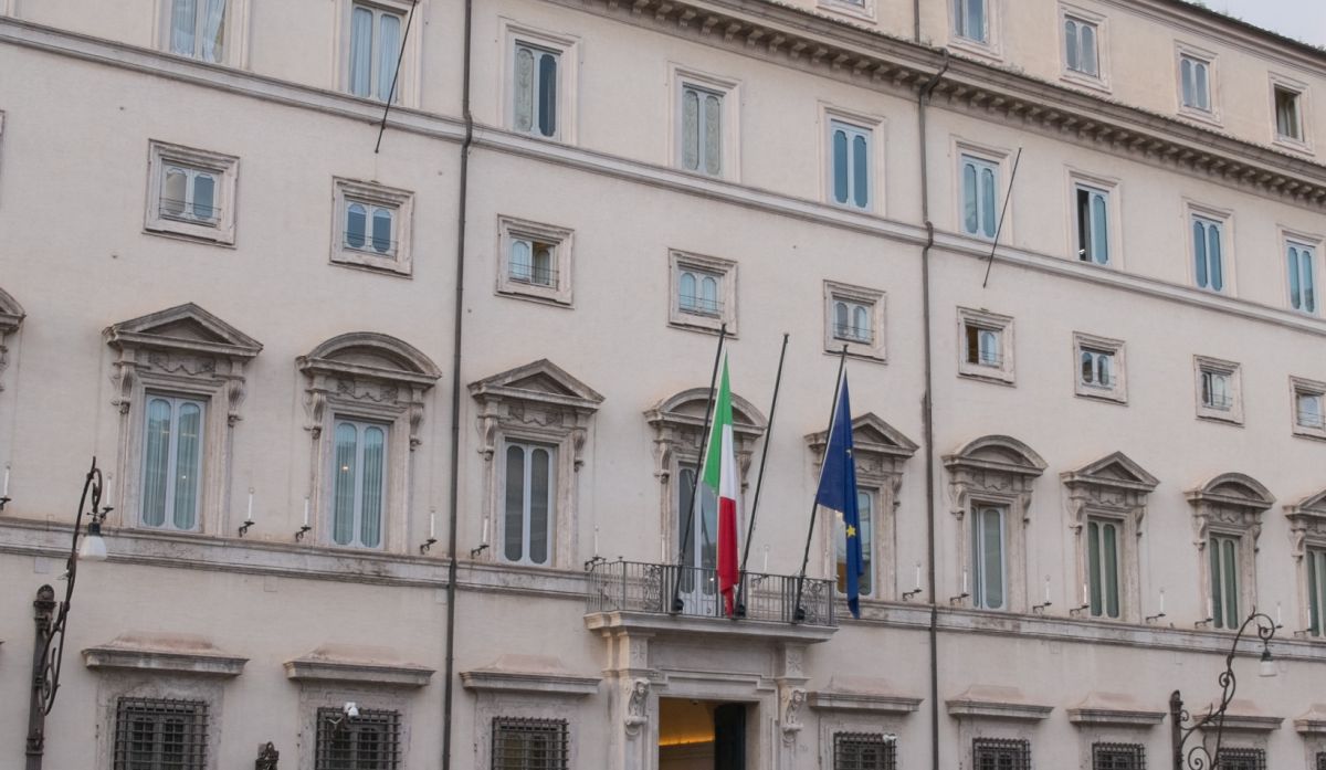 Autotrasportatori sospendono il fermo del settore dopo l&rsquo;incontro con il Governo