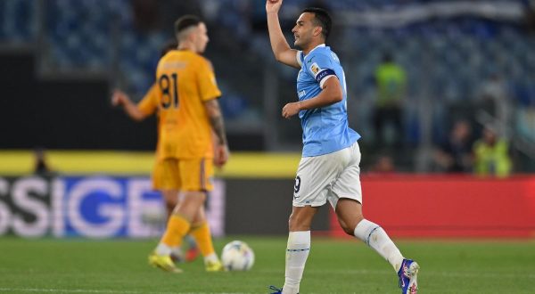 Pedro saluta la Lazio segnando il gol vittoria, Pisa ko 2-1 all’0limpico