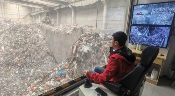 La Cina punta al riciclo del 76% dei rifiuti urbani entro il 2030