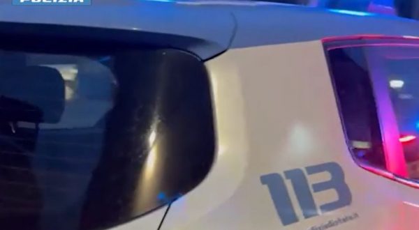 Camorra e droga a Caivano, blitz della Polizia con 12 arresti