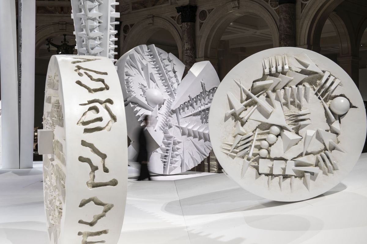 Intesa Sanpaolo, alle Gallerie d&rsquo;Italia le grandi opere di Arnaldo Pomodoro