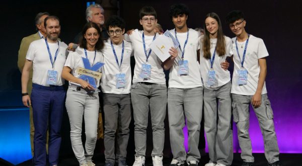 Fondazione Diasorin, a Mad for Science vince il liceo Giacomo Leopardi di Recanati