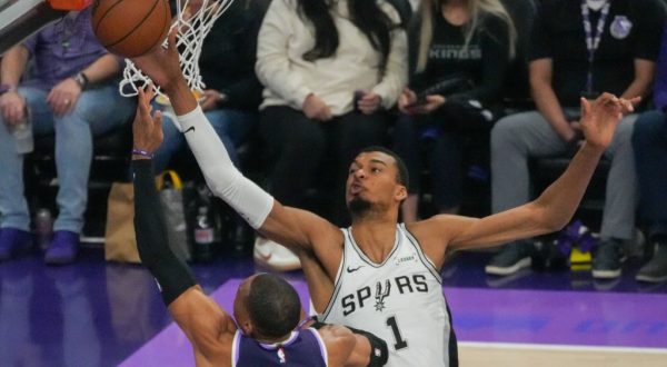 Spurs alle Nba Finals dopo 12 anni, Okc eliminata in gara-7