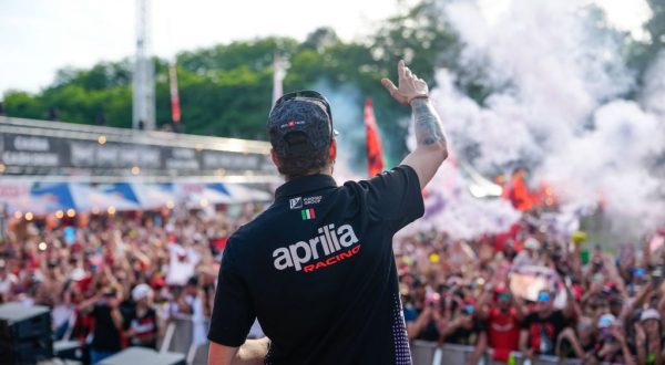 Bezzecchi vince il Gran Premio d’Italia davanti a Martin e Bagnaia