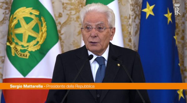 Mattarella “Forze Armate strumento per l’indipendenza della Repubblica”