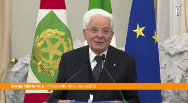 Mattarella “Abbiamo il dovere di non trasferire ai giovani un mondo compromesso”