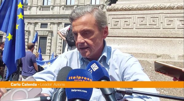 Calenda "Nascita Stati Uniti d'Europa nel giro di 5 anni o diventeremo vassalli"