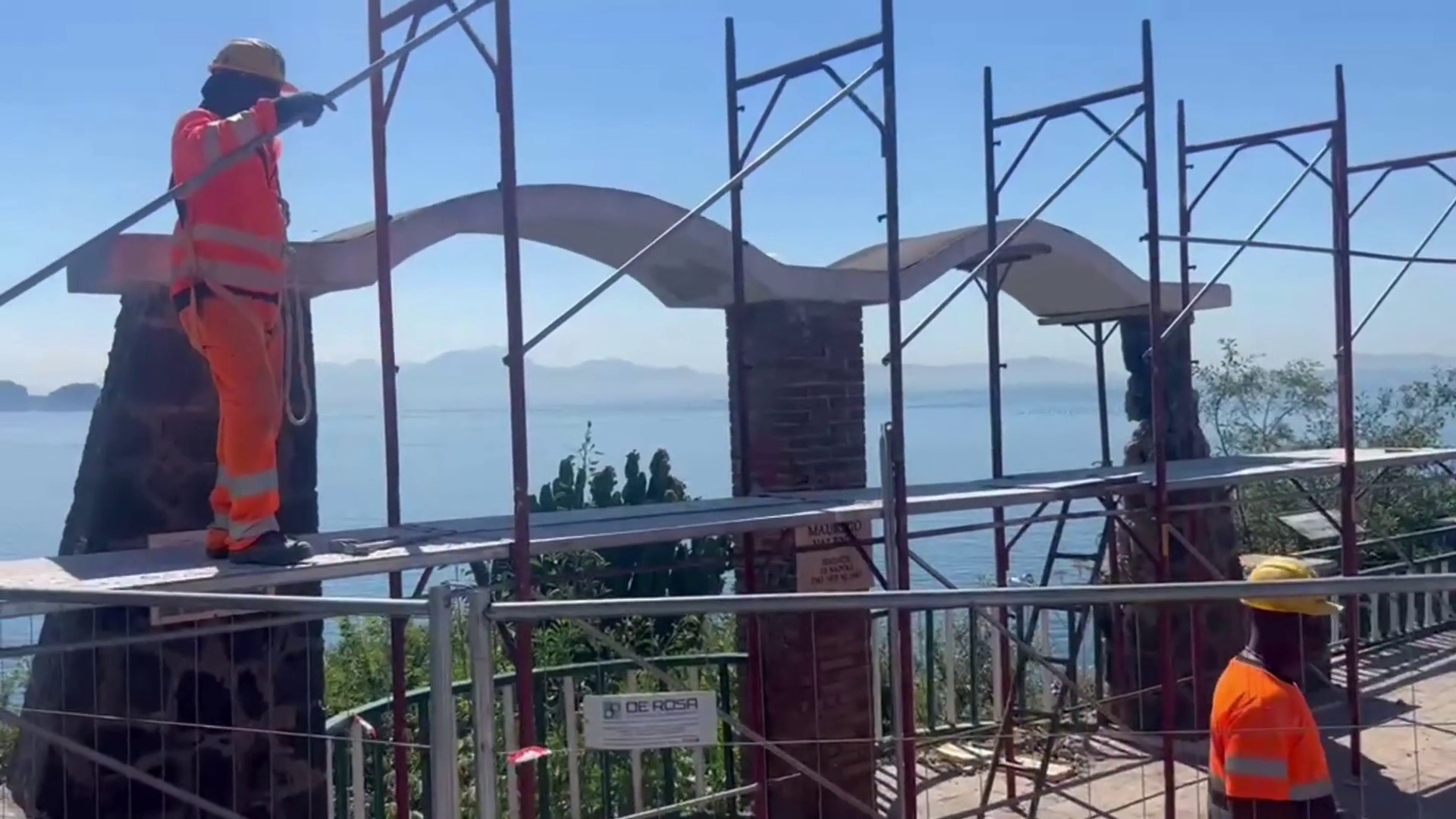 Terremoto Campi Flegrei, a Bacoli danni a belvedere e nuovo ospedale di comunit&agrave;